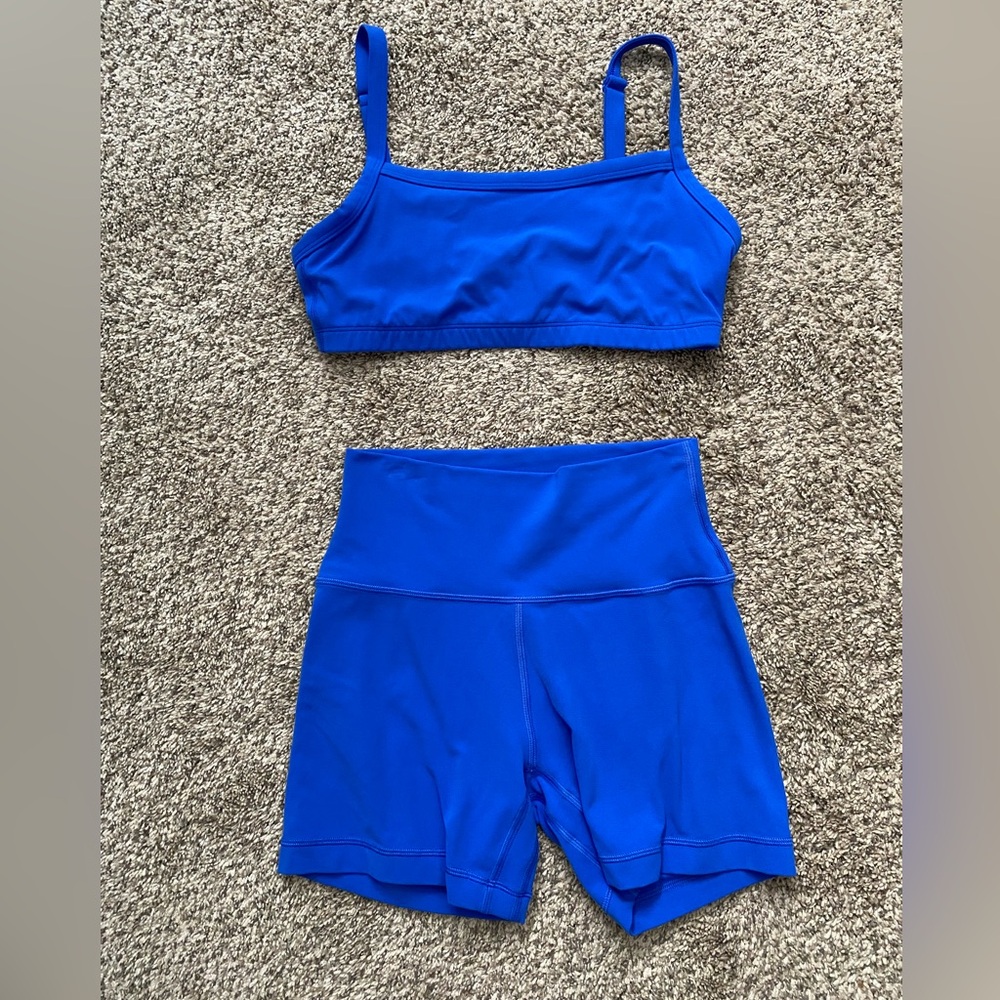 Aritzia Golden Active Set